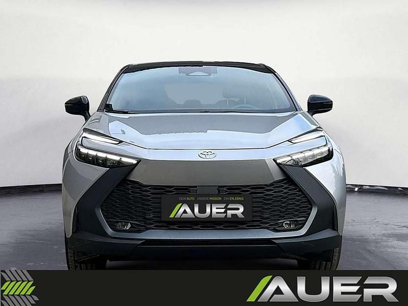 Neu Toyota C-HR Active 152 PS (111 kW) 2025 Silber SUV