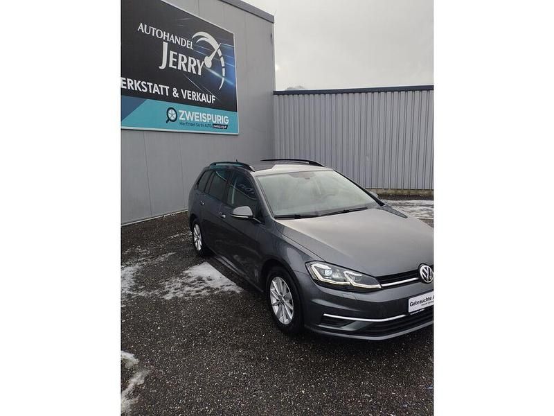 Gebraucht VW Golf VII Comfortline 116 PS (85 kW) 2020 Kombi