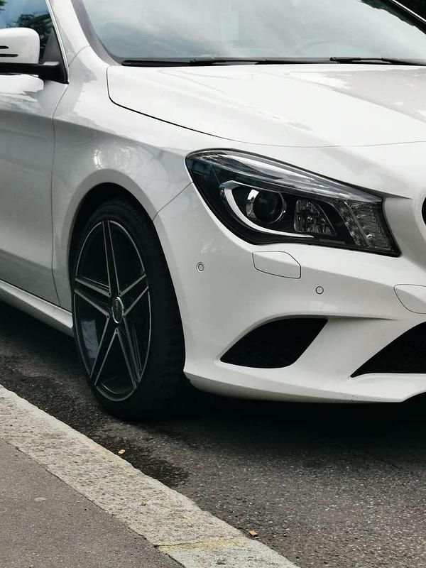 Gebraucht Mercedes CLA220 170 PS (125 kW) 2013 Limousine