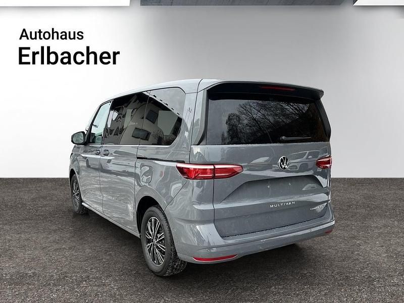 Neu VW Multivan Business 245 PS (180 kW) 2025 Mittelgrau  normal Van