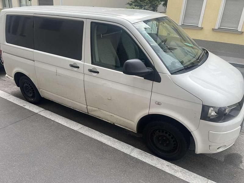 Gebraucht VW T5 84 PS (61 kW) 2011 Weiß Van