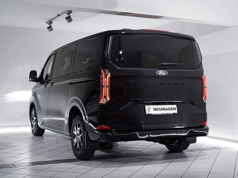 Gebraucht Ford Tourneo Custom Titanium X 170 PS (125 kW) 2025 Schwarz Van