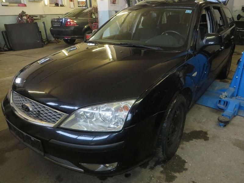 Gebraucht Ford Mondeo Ghia 131 PS (96 kW) 2006 Schwarz Kombi