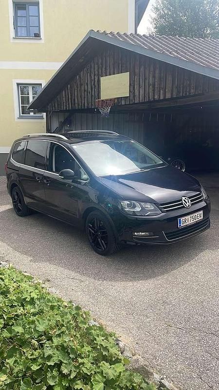 Gebraucht VW Sharan Comfortline 170 PS (125 kW) 2011 Van / Kleinbus