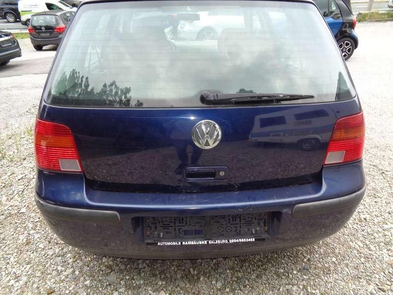 Gebraucht VW Golf IV 90 PS (66 kW) 2001 Blau Limousine