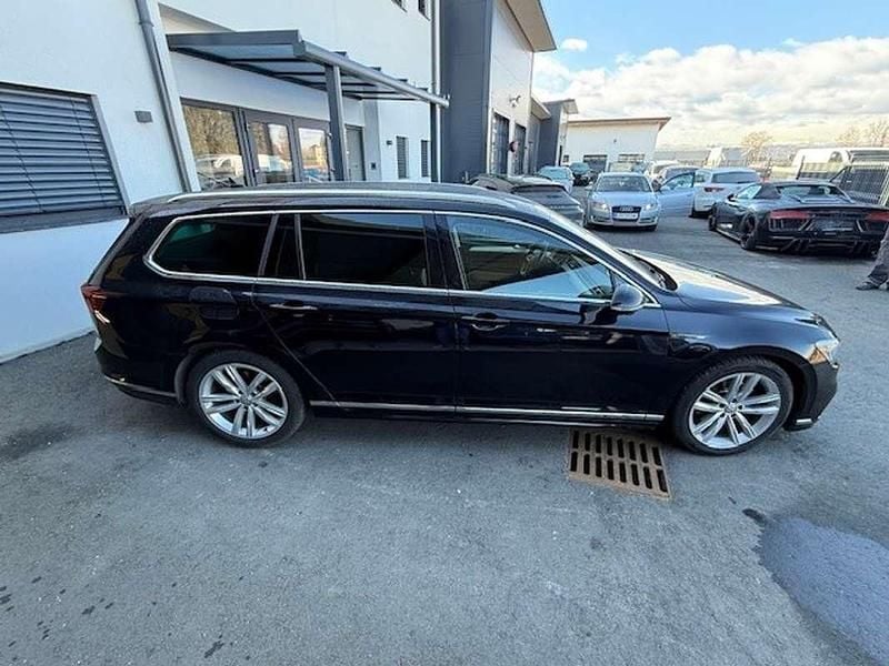 Gebraucht VW Passat R-line 190 PS (139 kW) 2020 Schwarz Kombi