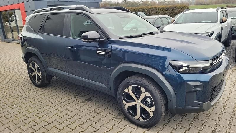 Neu Dacia Bigster Journey 140 PS (102 kW) 2025 Blau SUV