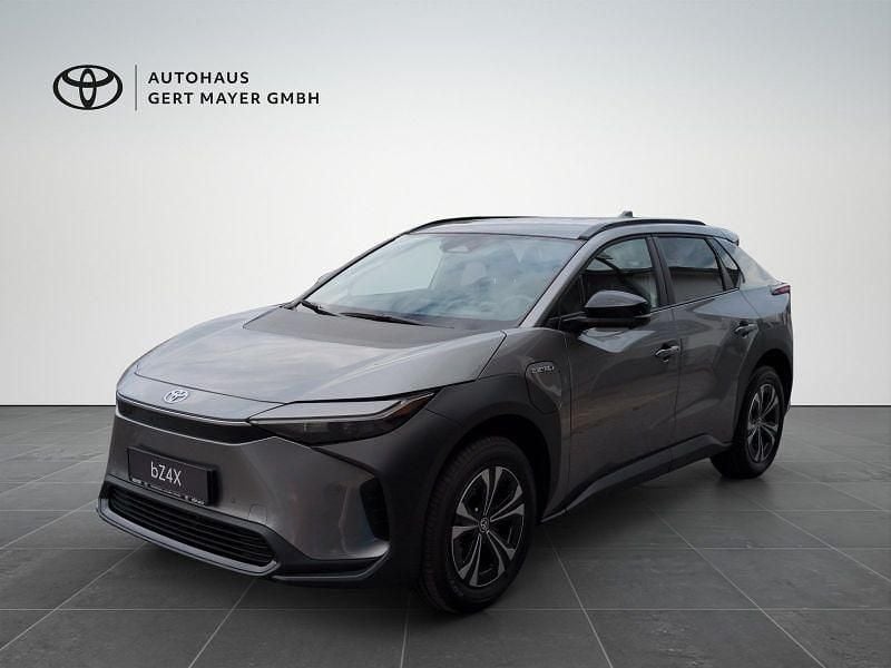 Grün Gebraucht 2023 Toyota bZ4X SUV | € 39.990 (Fairer Preis) - Bild 1/4