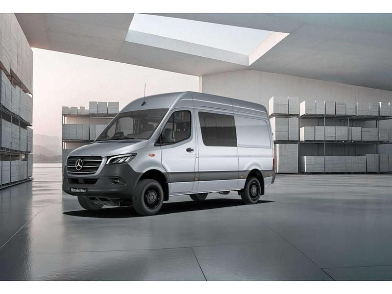 Silber Gebraucht 2024 Mercedes Sprinter Van | € 143.988 - Bild 1/2