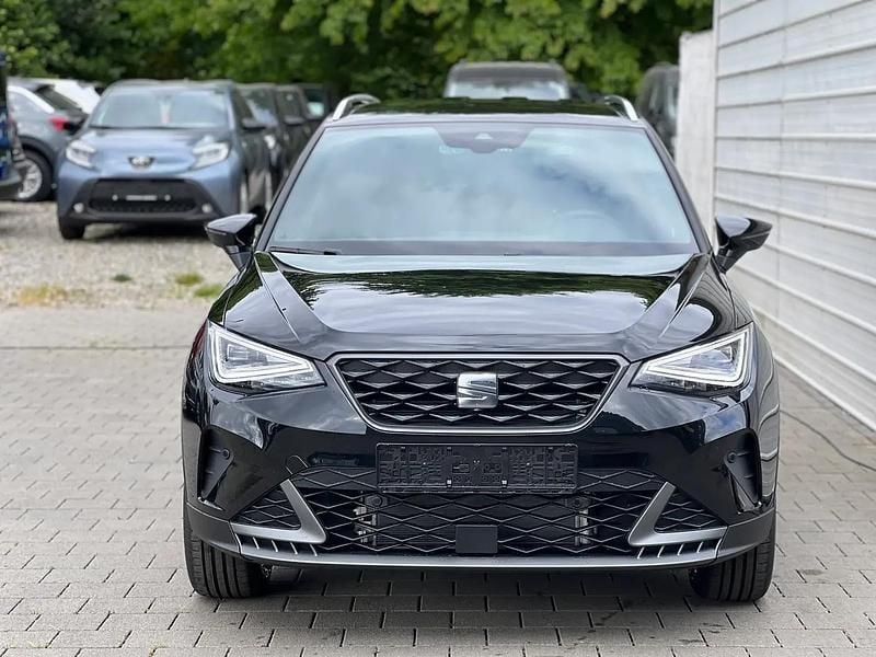 Neu Seat Arona FR 116 PS (85 kW) 2025 Schwarz SUV