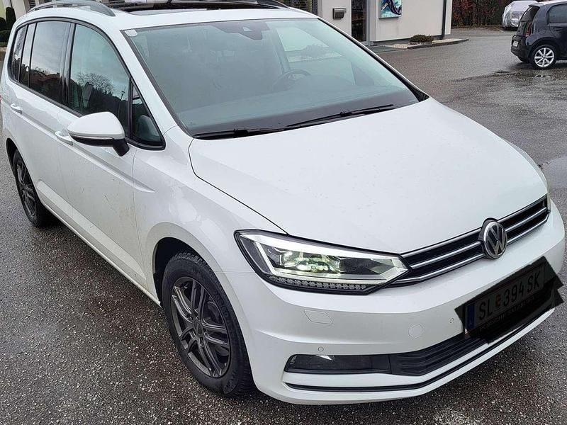 Gebraucht VW Touran 116 PS (85 kW) 2019 Weiß Van / Kleinbus