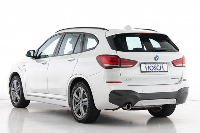 Gebraucht 2021 BMW X1 1.5 El_Hybrid 220 PS (39.990 €) | 4061 Pasching ...