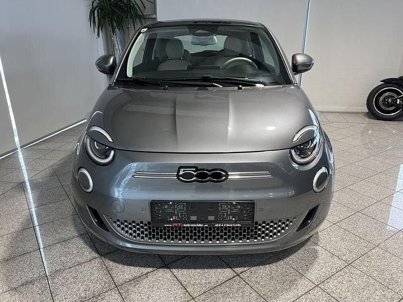 Gebraucht Fiat 500e La Prima 86 kW (118 PS) 2022 Grau Limousine