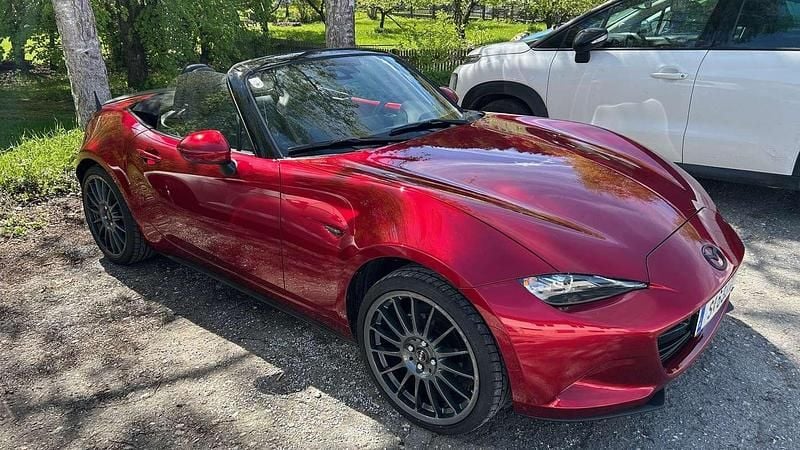 Gebraucht Mazda MX5 132 PS (97 kW) 2019 Rot Cabrio