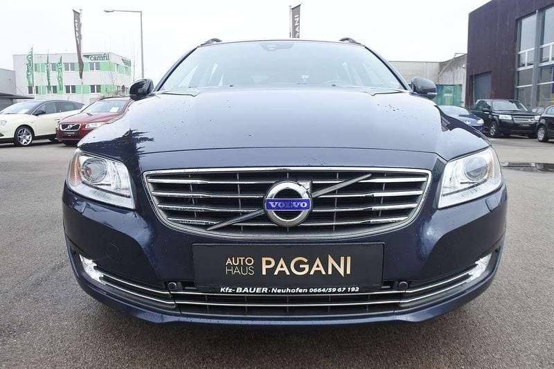Gebraucht Volvo V70 Momentum 181 PS (133 kW) 2015 Kombi