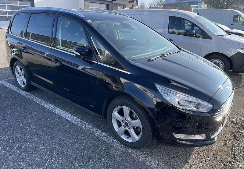 Gebraucht Ford Galaxy Titanium 179 PS (131 kW) 2018 Schwarz Van / Kleinbus
