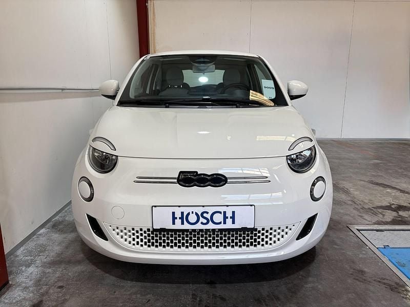 Gebraucht Fiat 500e Icon 86 kW (118 PS) 2022 Weiß Kleinwagen