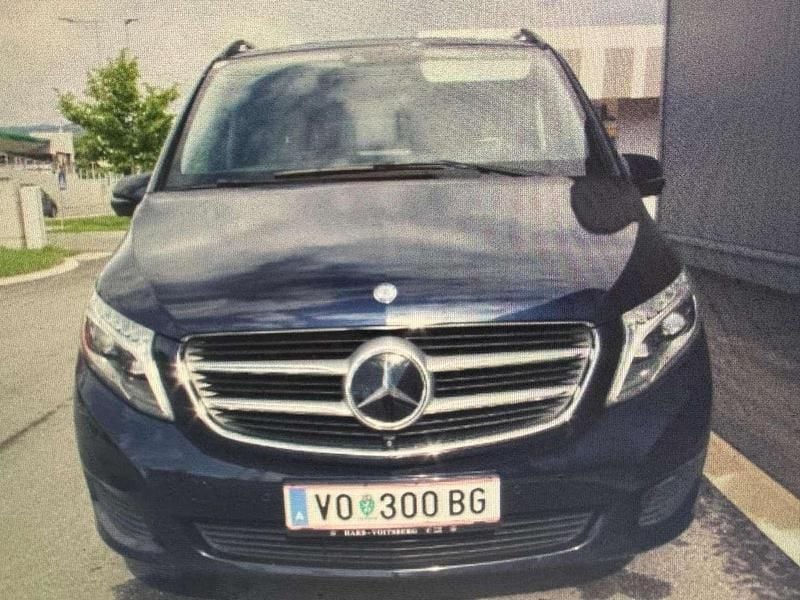 Gebraucht Mercedes E250 Avantgarde 190 PS (139 kW) 2016 Blau Kombi