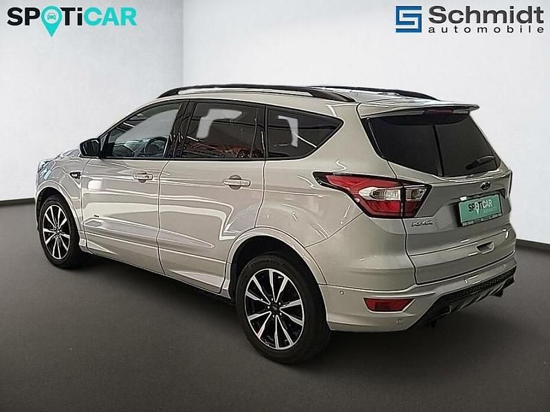 Gebraucht Ford Kuga ST-Line 180 PS (132 kW) 2019 Silber SUV