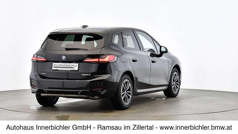 Gebraucht BMW 225 Efficient Dynamics 136 PS (100 kW) 2025 Schwarz Limousine