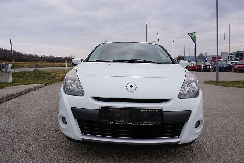 Gebraucht Renault Clio GrandTour Dynamique 86 PS (63 kW) 2009 Weiß Kombi