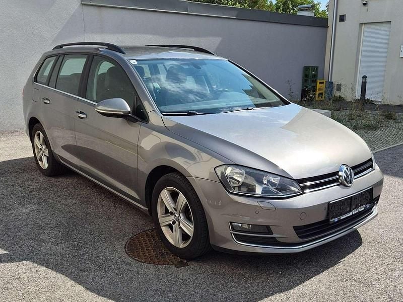 Grau Gebraucht 2014 VW Golf VII Highline Kombi | € 5.600 (Etwas zu teuer) - Bild 1/4