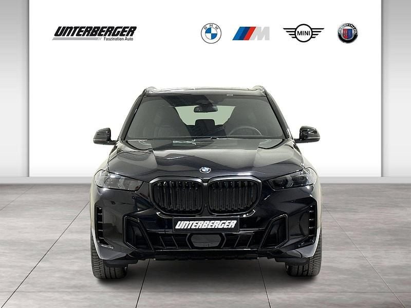 Neu BMW X5 M Sport 352 PS (258 kW) 2025 Schwarz SUV