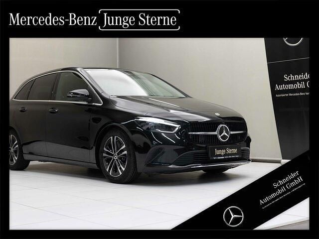 Gebraucht 2023 Mercedes B180 Edition Van / Kleinbus | € 36.900 (Fairer Preis) - Bild 1/4