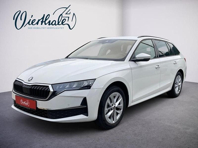 Weiss normal Gebraucht 2025 Skoda Octavia Selection Kombi | € 41.450 (Etwas zu teuer) - Bild 1/4