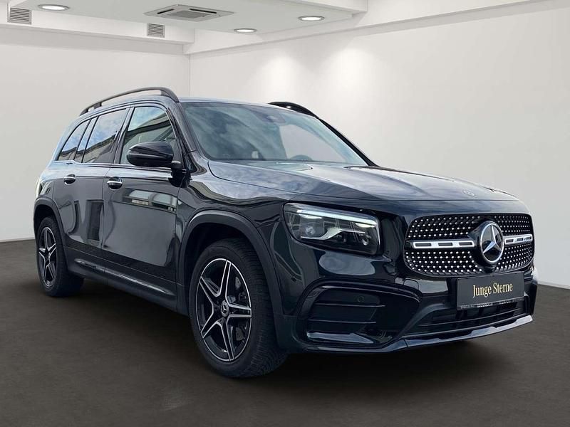Gebraucht Mercedes GLB200 AMG line 150 PS (110 kW) 2025 Schwarz SUV
