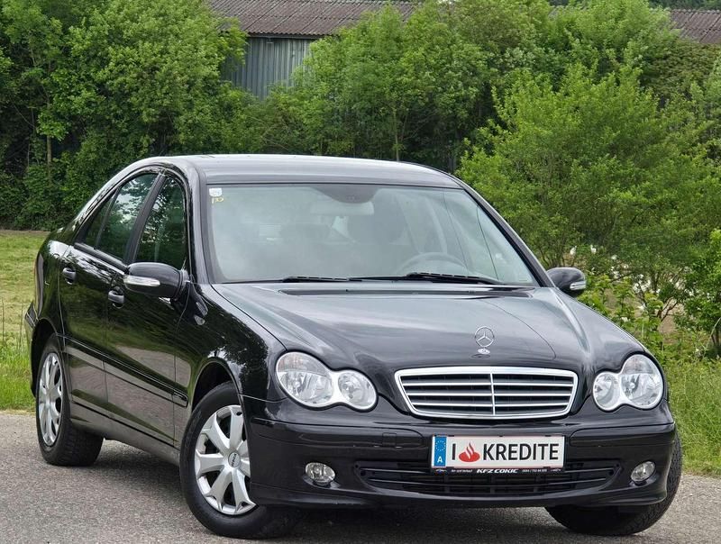 Gebraucht Mercedes C200 122 PS (89 kW) 2005 Schwarz Limousine