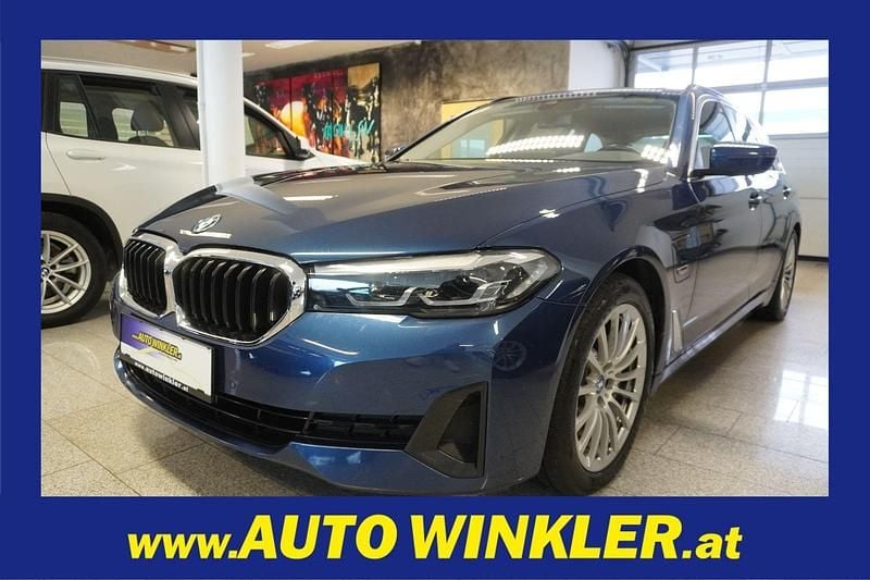 Blau Gebraucht 2021 BMW 530e Sport Line Kombi | € 20.990 (Superpreis) - Bild 1/4