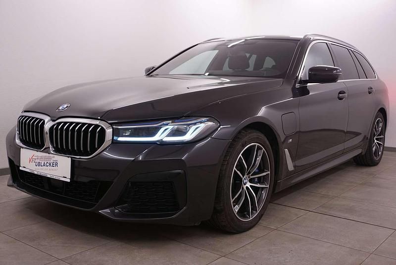 Gebraucht BMW 530e M Sport 184 PS (135 kW) 2021 Grau Kombi