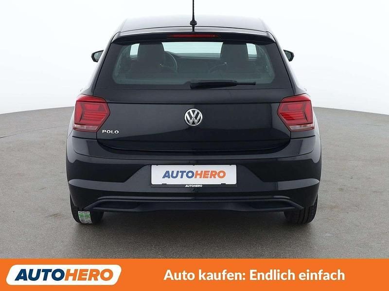 Gebraucht VW Polo 82 PS (60 kW) 2020 Schwarz Kleinwagen