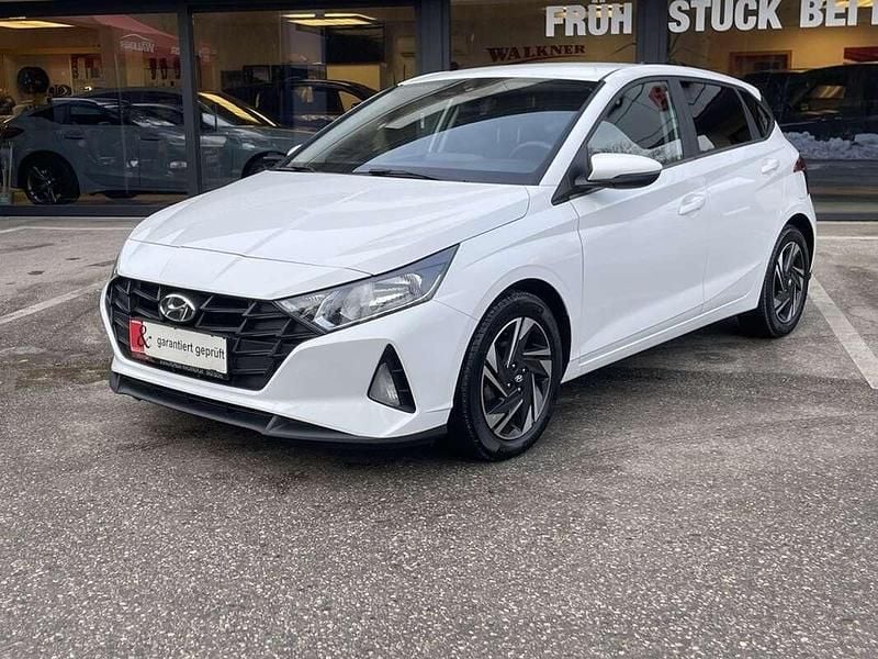 Weiß Gebraucht 2021 Hyundai i20 Kleinwagen | € 12.700 (Guter Preis) - Bild 1/4