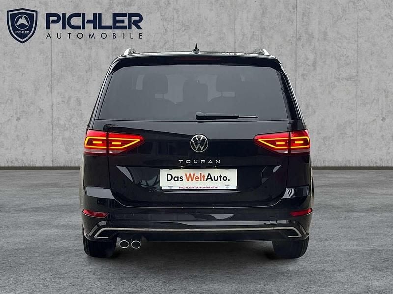 Neu VW Touran R-line 150 PS (110 kW) 2025 Schwarz  metallic Van / Kleinbus