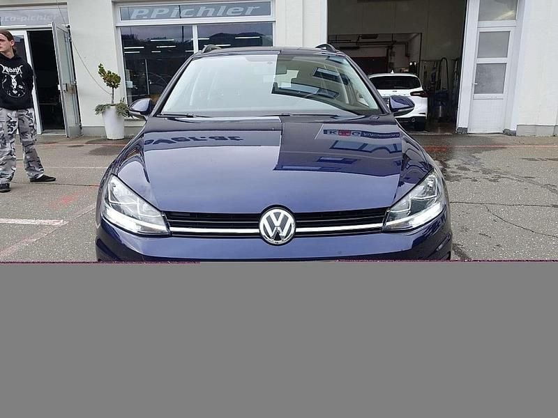 Gebraucht VW Golf VII 116 PS (85 kW) 2020 Blau Kombi