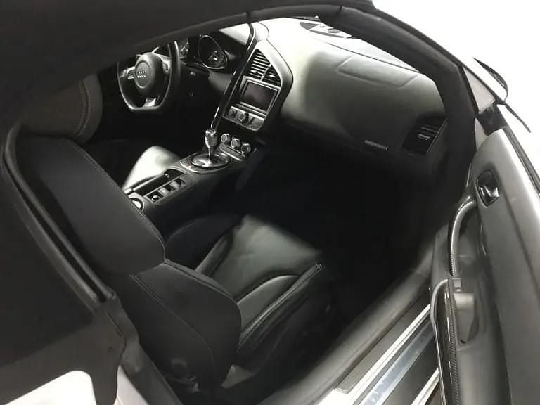 Gebraucht Audi R8 Spyder Advanced 525 PS (386 kW) 2010 Ibisweiß Cabrio