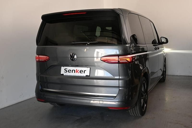 Gebraucht VW Multivan Style 150 PS (110 kW) 2025 Mittelgrau  metallic Van