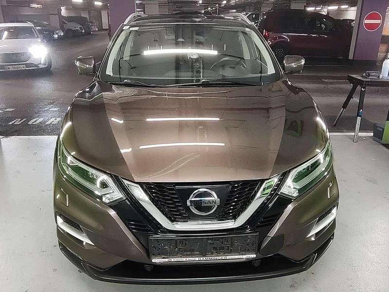 Gebraucht Nissan Qashqai N-Connecta 116 PS (85 kW) 2017 Braun SUV