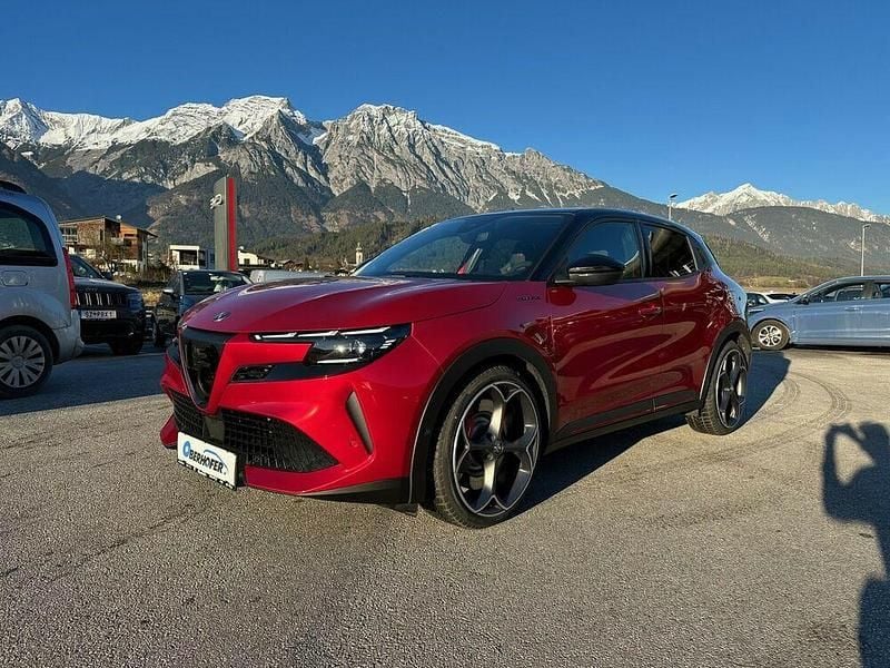 Gebraucht Alfa Romeo Junior Veloce 205 kW (280 PS) 2025 Rot SUV