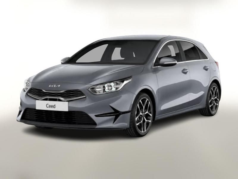 Neu Kia Ceed 140 PS (102 kW) 2026 Kleinwagen