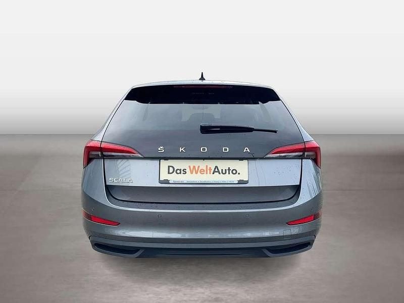 Gebraucht Skoda Scala Ambition 110 PS (80 kW) 2023 Grau Kleinwagen