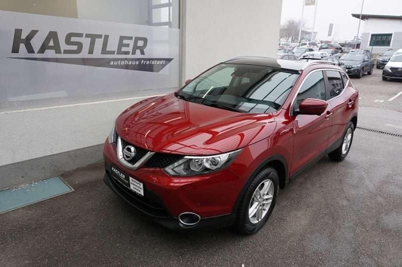 Rot Gebraucht 2017 Nissan Qashqai N-Connecta SUV | € 13.490 (Fairer Preis) - Bild 1/4