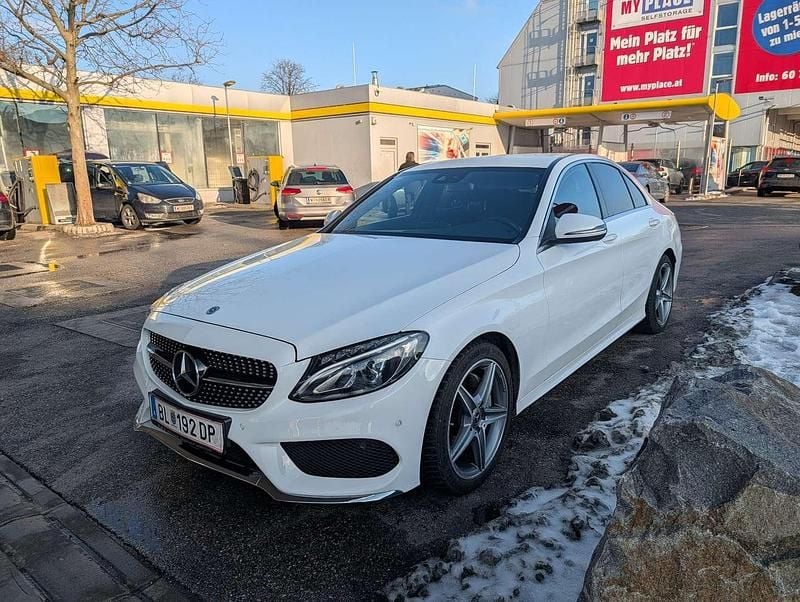 Gebraucht Mercedes C220 AMG line 170 PS (125 kW) 2018 Limousine