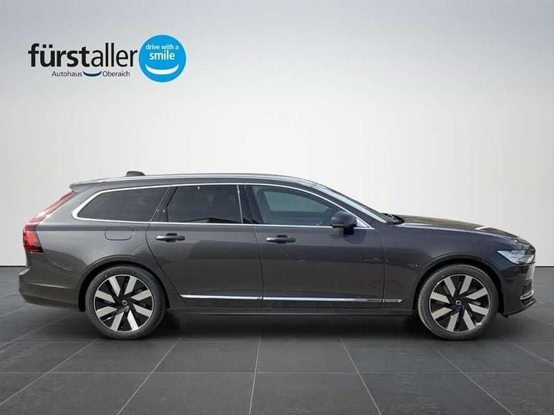 Gebraucht Volvo V90 Plus 253 PS (186 kW) 2024 Grau Kombi