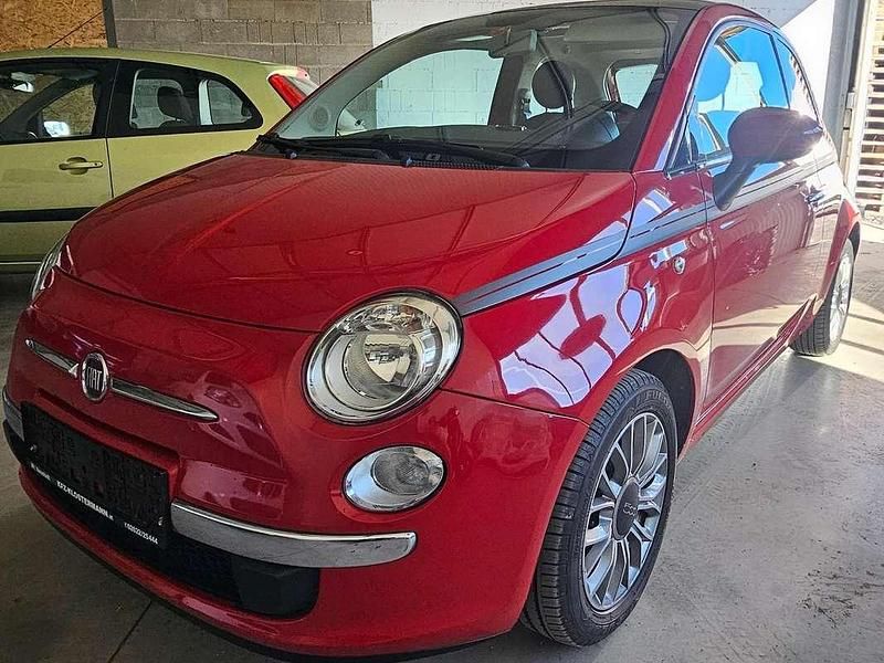 Gebraucht Fiat 500 Lounge 69 PS (50 kW) 2015 Rot Kleinwagen