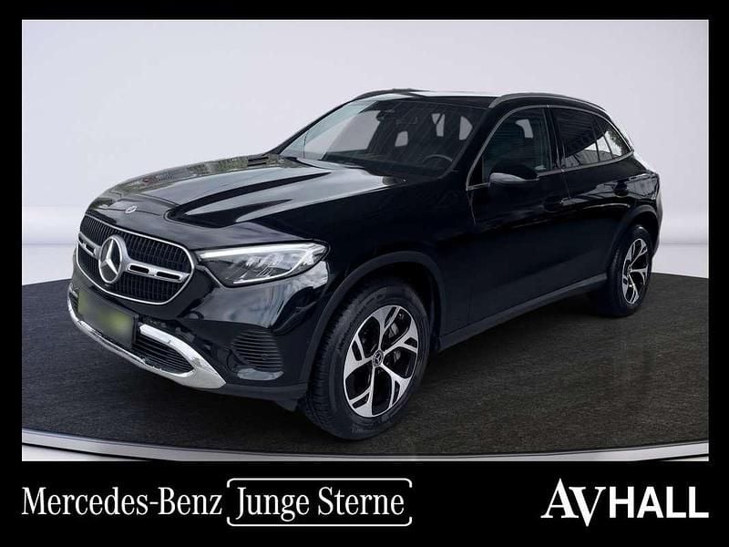 Schwarz Gebraucht 2024 Mercedes GLC300e Edition SUV | € 49.990 (Superpreis) - Bild 1/3