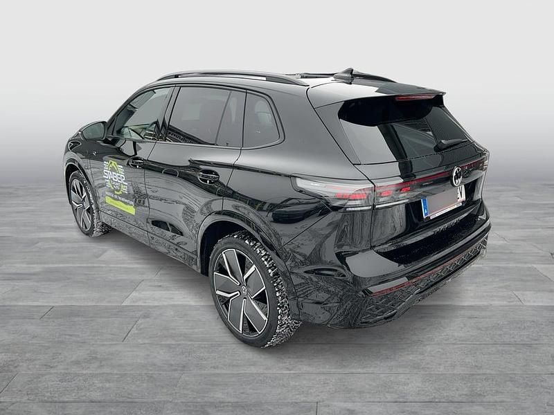 Gebraucht VW Tiguan Sport 204 PS (150 kW) 2025 Schwarz  metallic SUV