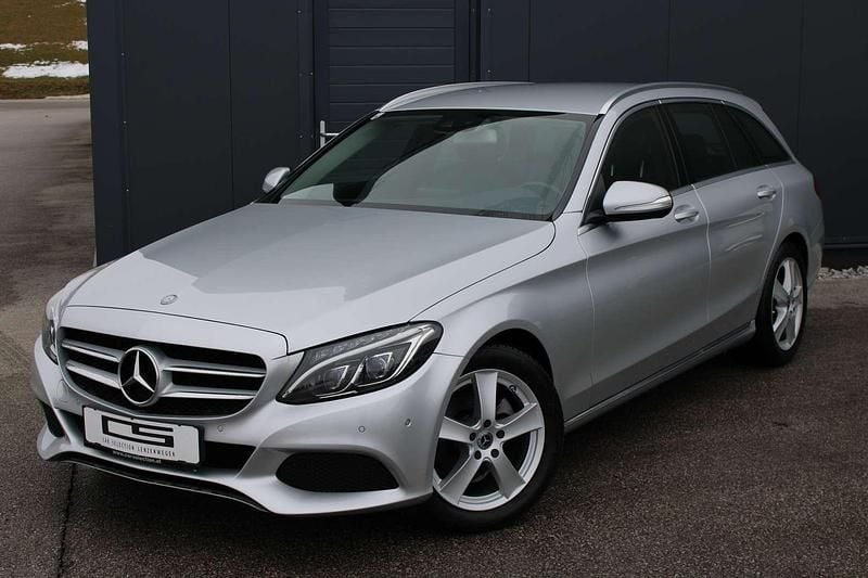 Gebraucht Mercedes C180 Avantgarde 116 PS (85 kW) 2015 Silber Kombi